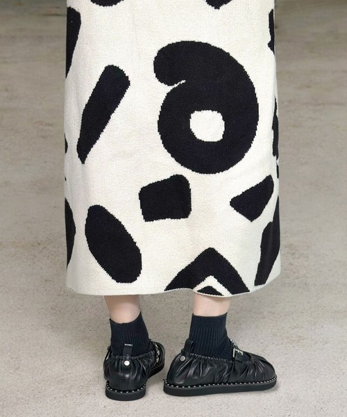 ASH(アッシュ)の「アッシュ【OSAKA】メリージェーンフラットシューズ ベルトパンプス バレエシューズ 1.5cmヒール(パンプス・レディース・アッシュブラウン/ブラック・38/37/36/39)」の13枚目の写真