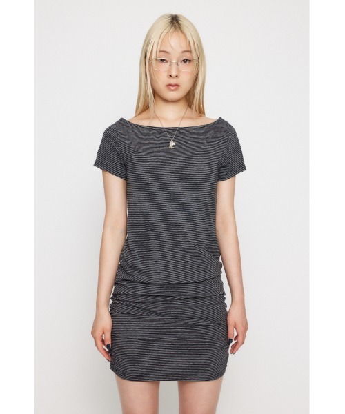 LAGUA GEM(ラグアジェム)の「BORDER WRAP ミニワンピース(ワンピース・レディース・ホワイト/レッド/グレー・SMALL/MEDIUM)」の6枚目の写真