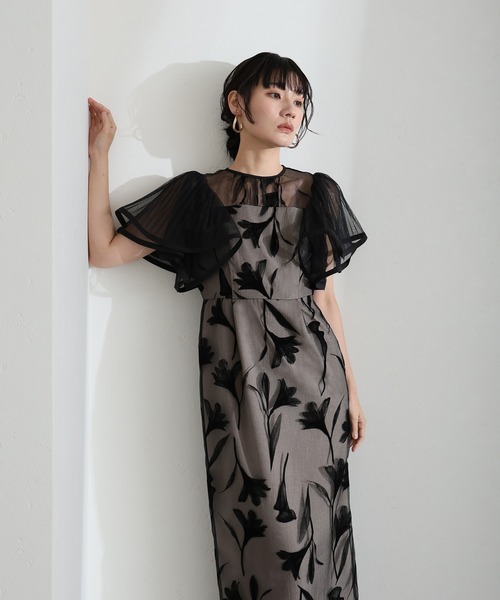 atlo（アトロ）の「サーキュラースリーブフラワー パーティー ドレス お呼ばれ 袖あり&ロング 同窓会 成人式 フォーマル オケージョンドレス 結婚式 二次会 謝恩会 20代 30代（ドレス・レディース・ブラウン/ネイビー/ブラック・M）」の5枚目の写真