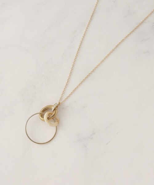 grove（グローブ）の「アクリルビジューメタルリングネックレス（ネックレス・レディース・ゴールド/シルバー・00）」の3枚目の写真