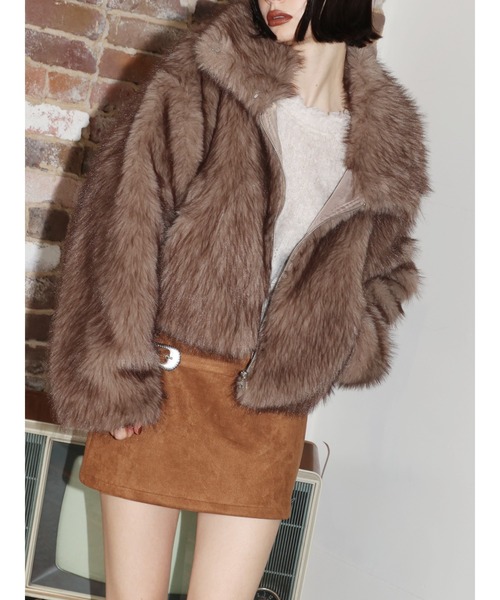 EVRIS(エヴリス)の「ファイクファーショートブルゾン(ブルゾン・レディース・グレー/ベージュ/モカ/ブラウン・FREE)」の5枚目の写真