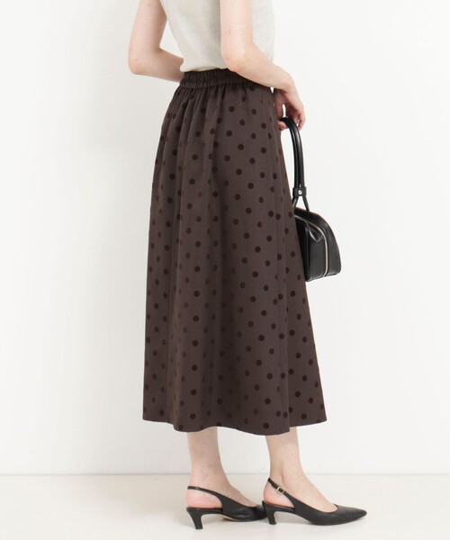 MICO COULIER(ミコクリエ)の「ドットフロッキープリントスカート(スカート・レディース・ブラウン系その他/ブラック系その他・36/38)」の8枚目の写真