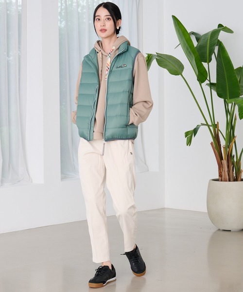 Arnold Palmer（アーノルドパーマー）の「シェア ライトダウンベスト（ダウンベスト・レディース・ブラック/オリーブドラブ/オフホワイト・M/S/L/LL/XS）」の17枚目の写真