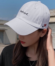 Kuroba（クロバ）の「ロゴハート刺繍キャップ（キャップ）」