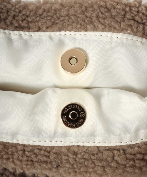 Lee（リー）の「Lee（リー）シープボア ブランドロゴ刺繍ワンハンドルミニバッグ/レディース（ハンドバッグ・レディース・ホワイト/ホワイト×ブラック/ブラック/ダークグレー/ブラウン・FREE）」の19枚目の写真