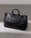 YOUNG&OLSEN The DRYGOODS STORE�i�����O�A���h�I���Z���j�́u�yYOUNG&OLSEN�zEMBOSSED LEATHER BOSTON M ���i�{�X�g���o�b�O�j�v�b�u���b�N