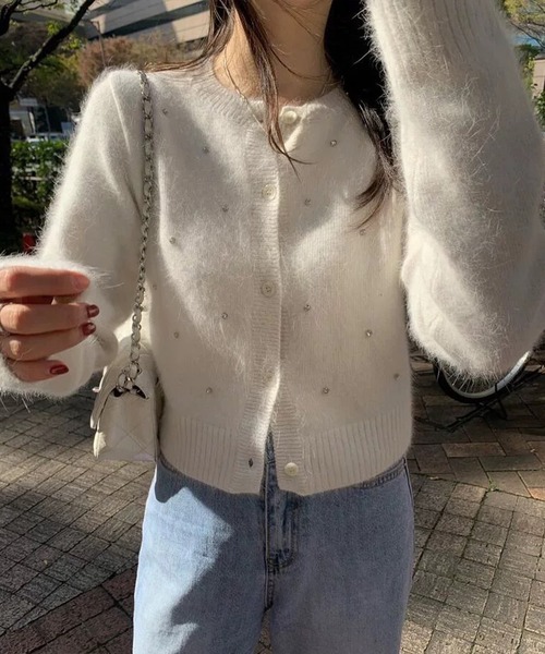 by LEGNA(バイレグナ)の「シャギーニット ビジューカーディガン(カーディガン/ボレロ・レディース・ブラック/ピンク/ホワイト/グレー/モカ・FREE)」の9枚目の写真