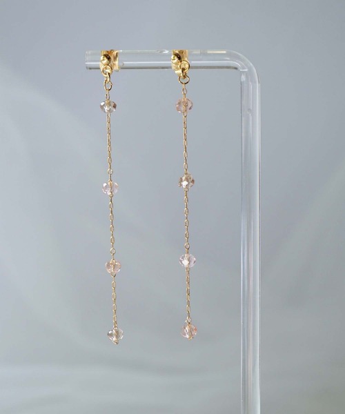 CERCA(チェルカ)の「saran jewelry/4つのガラスビーズ ロングチェーン ピアス/アレルギー対応(ピアス(両耳用)・レディース・クリア/ホワイト×ブルー/ブラック/ピンク系その他・FREE)」の14枚目の写真