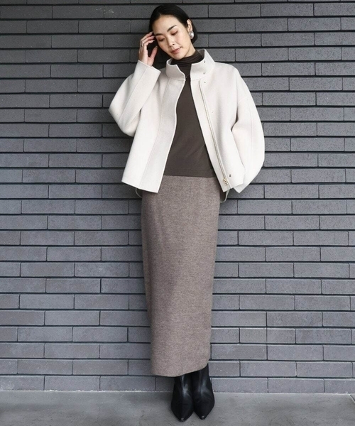 MICHEL KLEIN（ミッシェル・クラン）の「［レイヤードにおすすめ］シアーハイネックカットソー（ニット/セーター・レディース・アイボリー/ブラック/ダークグレー/ブラウン・38(M)）」の13枚目の写真