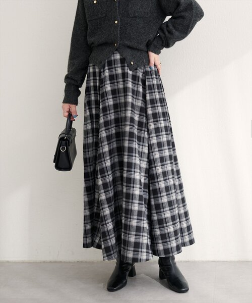 natural couture(ナチュラルクチュール)の「【WEB限定】ハイウエストサーキュラーチェックスカート(スカート・レディース・ホワイト系その他/ボルドー/ブラック系その他・MEDIUM/LARGE)」の11枚目の写真
