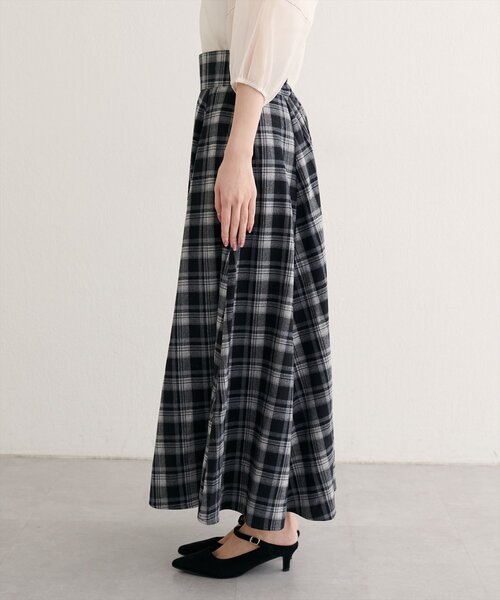 natural couture(ナチュラルクチュール)の「【WEB限定】ハイウエストサーキュラーチェックスカート(スカート・レディース・ホワイト系その他/ボルドー/ブラック系その他・MEDIUM/LARGE)」の22枚目の写真