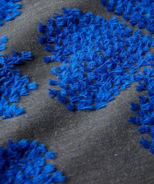 gomme（ゴム）の「4リーフクローバーストール（ストール/ショール・レディース・ブラック/グレー・FREE）」の6枚目の写真