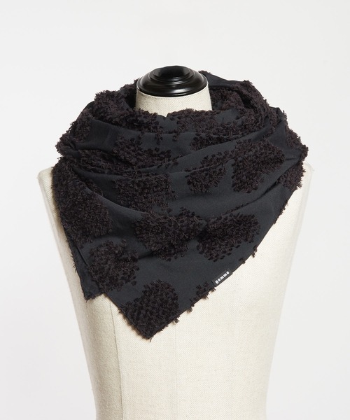 gomme（ゴム）の「4リーフクローバーストール（ストール/ショール・レディース・ブラック/グレー・FREE）」の4枚目の写真