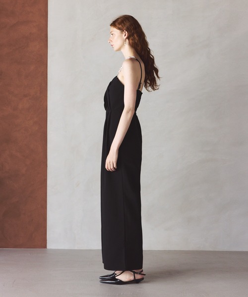 darial（ダリアル）の「【darial】2way pearl strap pants dress 2way パール ストラップ パンツドレス お呼ばれ 結婚式 二次会 成人式 同窓会 セレモニードレス パーティドレス オケージョンドレス（パンツドレス・レディース・ベージュ/ブラック/ライトベージュ・S/M/L）」の13枚目の写真