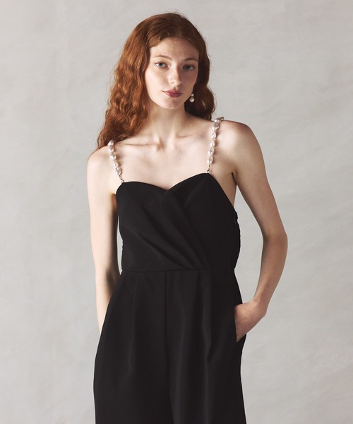 darial（ダリアル）の「【darial】2way pearl strap pants dress 2way パール ストラップ パンツドレス お呼ばれ 結婚式 二次会 成人式 同窓会 セレモニードレス パーティドレス オケージョンドレス（パンツドレス・レディース・ベージュ/ブラック/ライトベージュ・S/M/L）」の14枚目の写真