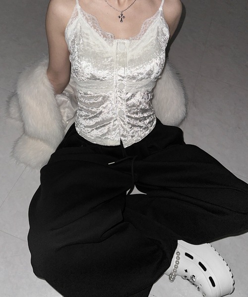 me+em select（ミームセレクト）の「【 ２color 】フロントボタンレースベロアショートキャミソール ／ front button lace velor short camisole（キャミソール・レディース・ホワイト/ブラック・FREE）」の18枚目の写真