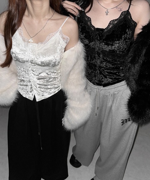 me+em select（ミームセレクト）の「【 ２color 】フロントボタンレースベロアショートキャミソール ／ front button lace velor short camisole（キャミソール・レディース・ホワイト/ブラック・FREE）」の3枚目の写真