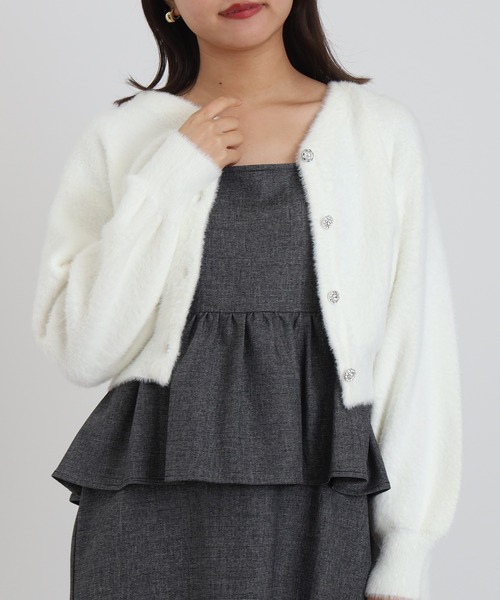 ASTORIA ODIER(アストリアオディール)の「ラメファザーアソートボタンカーディガン(カーディガン/ボレロ・レディース・ホワイト/アイボリー/サックスブルー/ラベンダー・MEDIUM)」の1枚目の写真