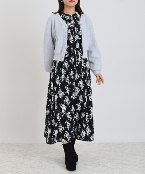 ASTORIA ODIER(アストリアオディール)の「ラメファザーアソートボタンカーディガン(カーディガン/ボレロ・レディース・ホワイト/アイボリー/サックスブルー/ラベンダー・MEDIUM)」の19枚目の写真