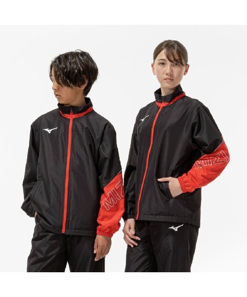 MIZUNO(ミズノ )の「ミズノ JRブレスウォーマジャケット(ジャージ・キッズ・ブラック×レッド/ネイビー・130cm/140cm/150cm/160cm)」の5枚目の写真