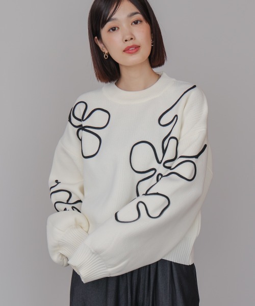 Bou Jeloud（ブージュルード）の「コード刺繍ニット（ニット/セーター・レディース・チャコールグレー/オフホワイト・38）」の3枚目の写真