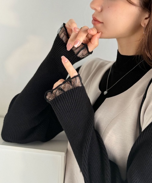 classicalelf(クラシカルエルフ)の「《daaco×クラシカルエルフコラボ》袖先がフェミニンなアクセントに。プチハイネック袖シアーリブニット(ニット/セーター・レディース・ライトグレー/アイボリー/ブラック・MEDIUM/LARGE/X-LARGE/SMALL)」の5枚目の写真
