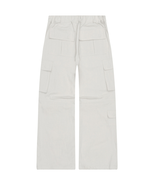 AAKAM(アーカム)の「Textured Side Pocket Cargo Pants (Light Gray)(その他パンツ・レディース・その他・1/2)」の2枚目の写真