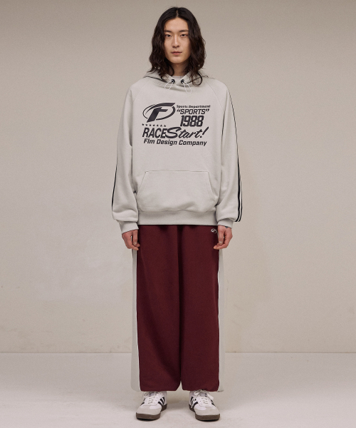 F.ILLUMINATE(フィルミネイト)の「レーシングスピリットラグランフードパーカー-グレー(パーカー・レディース・その他・MEDIUM/LARGE/SMALL)」の4枚目の写真