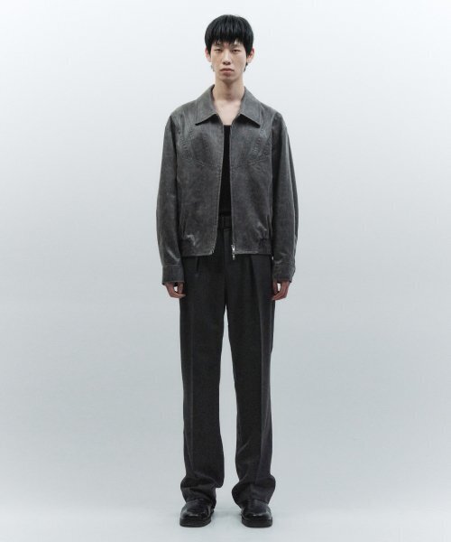 INSILENCE(インサイロンス)の「ベルト付きツーピンタックウールパンツ チャコール(スラックス・レディース・その他・LARGE/MEDIUM/SMALL)」の1枚目の写真