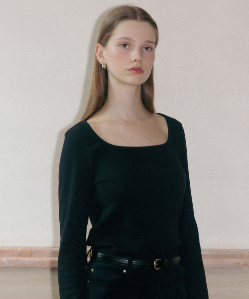 TTUDEMENT(トュードメント)の「SQUARE LONG SLEEVE TOP BLACK(Tシャツ/カットソー・レディース・その他・FREE)」の2枚目の写真