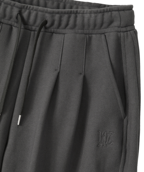 WOOALONG(ウアロン)の「Soft Touch Washed Balloon Wide Sweatpants - CHARCOAL(スウェットパンツ・レディース・チャコール・MEDIUM/LARGE/SMALL)」の5枚目の写真