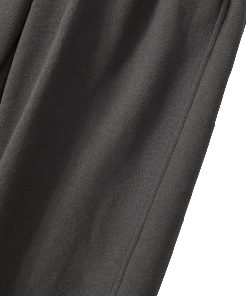 WOOALONG(ウアロン)の「Soft Touch Washed Balloon Wide Sweatpants - CHARCOAL(スウェットパンツ・レディース・チャコール・MEDIUM/LARGE/SMALL)」の6枚目の写真