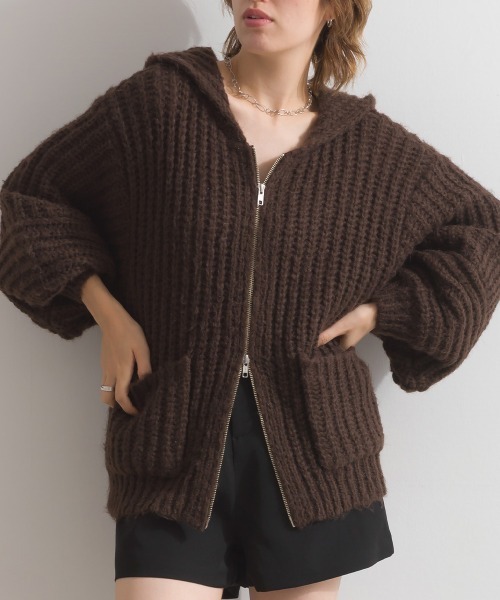 enhaut(アンオート)の「畔編みニット ざっくり編み フードジップ ニットパーカー(ニット/セーター・レディース・ブラウン/アイボリー/グレー・FREE)」の3枚目の写真