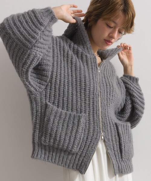 enhaut(アンオート)の「畔編みニット ざっくり編み フードジップ ニットパーカー(ニット/セーター・レディース・ブラウン/アイボリー/グレー・FREE)」の2枚目の写真