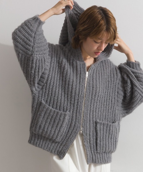 enhaut(アンオート)の「畔編みニット ざっくり編み フードジップ ニットパーカー(ニット/セーター・レディース・ブラウン/アイボリー/グレー・FREE)」の13枚目の写真