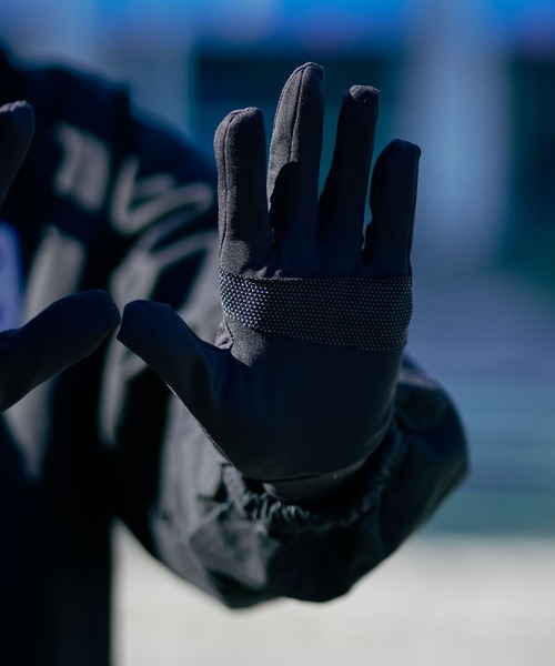 Champion（チャンピオン）の「【CHAMPION/チャンピオン】ストレッチグローブ（手袋・メンズ・チャコールグレー/ブラック・FREE）」の9枚目の写真