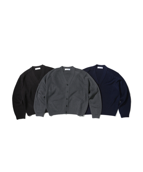 BESLOW（ビースロー）の「[ビスローXファッションチューブ削型]V NECK SHORT CARDIGAN BLACK（カーディガン/ボレロ・レディース・その他・SMALL/MEDIUM/LARGE）」の8枚目の写真