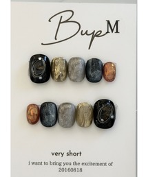 tone（トーン）の「【butter up】コスモブラックのネイルチップ(MA)（ネイルシール/ネイルチップ）」