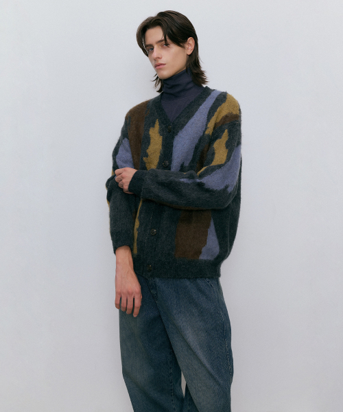 ENDOOR(エンドア)の「Blend knit cardigan (charcoal)(カーディガン/ボレロ・メンズ・サックスブルー・1/2)」の3枚目の写真