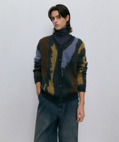 ENDOOR(エンドア)の「Blend knit cardigan (charcoal)(カーディガン/ボレロ・メンズ・サックスブルー・1/2)」の5枚目の写真