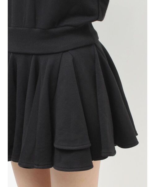 GYDA（ジェイダ）の「GGプレートドッキングフレアスウェットワンピース（ワンピース・レディース・ブラック/グレー・FREE）」の18枚目の写真