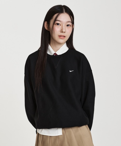 NIKE(ナイキ)の「ナイキ ソロ スウッシュ メンズ フリース クルー / Nike Solo Swoosh Men's Fleece Crew HV1087-010 Black(スウェット・メンズ・ブラック・S/M/L/XL/2XL)」の10枚目の写真