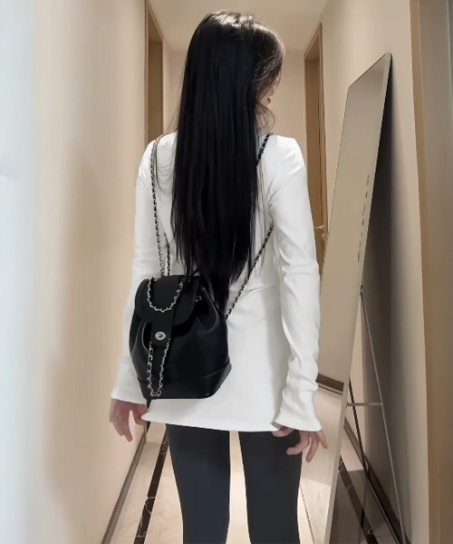 Miniministore(ミニミニストア)の「ロングTシャツ 重ね着フィットカットソー(Tシャツ/カットソー・レディース・グレー系1/グレー系2/ホワイト系1/ホワイト系2/ブラック系1/ブラック系2・FREE)」の12枚目の写真