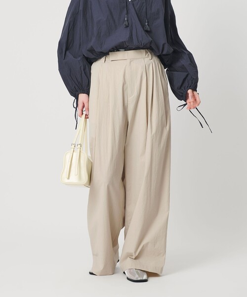 BEAUTY&YOUTH UNITED ARROWS（ビューティーアンドユースユナイテッドアローズ）の「ナイロンコットン ワイドタックパンツ ウォッシャブル（その他パンツ・レディース・ナチュラル/ブラック/ライトピンク・XS/S/M/L）」の6枚目の写真