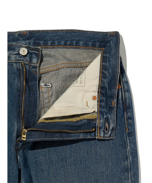 Levi's(リーバイス)の「Levi's/リーバイス 555(TM) リラックスストレート ジーンズ(デニムパンツ・メンズ・ダークインディゴブルー・W28 L32/W30 L32/W31 L32/W32 L32/W34 L32/W29 L32/W36 L32/W33 L32)」の5枚目の写真