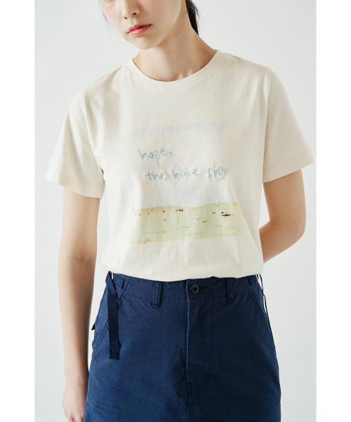 COTTON BELL（コットンベル）の「グラフィックTシャツ - クリーム（Tシャツ/カットソー・レディース・その他・FREE）」の11枚目の写真