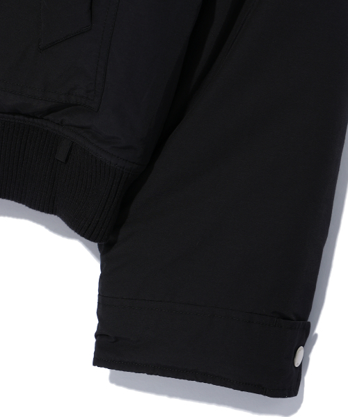 IEY(アイイーワイ)の「PANEL PADDED JUMPER Black(ブルゾン・メンズ・その他・M/L)」の6枚目の写真