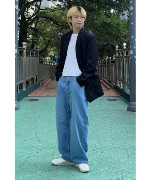 URBANAGE(アーバンエイジ)の「スタンダードワイドデニムパンツ_ライトブルー(デニムパンツ・レディース・その他・SMALL/MEDIUM/LARGE/X-LARGE)」の7枚目の写真