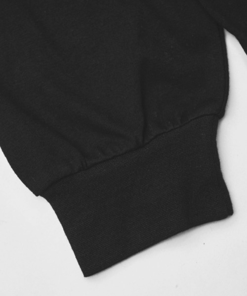 KiU(キウ)の「KiU ポータブル ロングTシャツ2nd 長袖(Tシャツ/カットソー・レディース・ブラック×ホワイト/オフホワイト/ブラック・MEDIUM/X-LARGE/LARGE)」の4枚目の写真