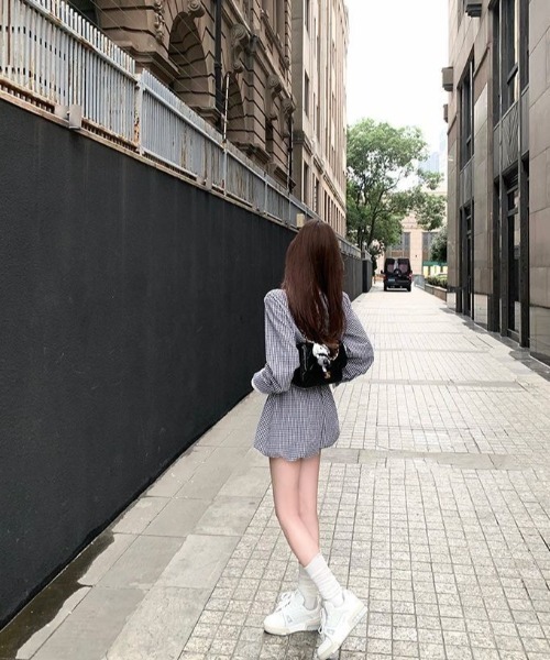 ViViDAY(ビビデー)の「【上下2点セット】配色チェック柄シャツ+リボンチェック柄ショートパンツ(セットアップ・レディース・ホワイト×ブラック・M)」の17枚目の写真